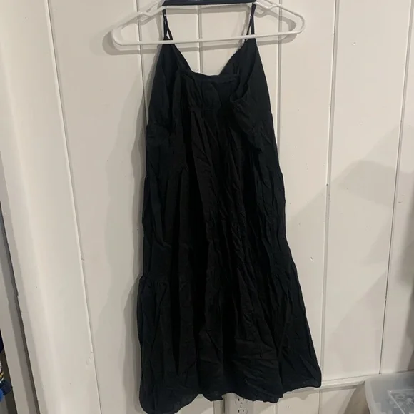GAP V-Neck Black Flowy Dress W/ Crossover Straps - Picture 4 of 4